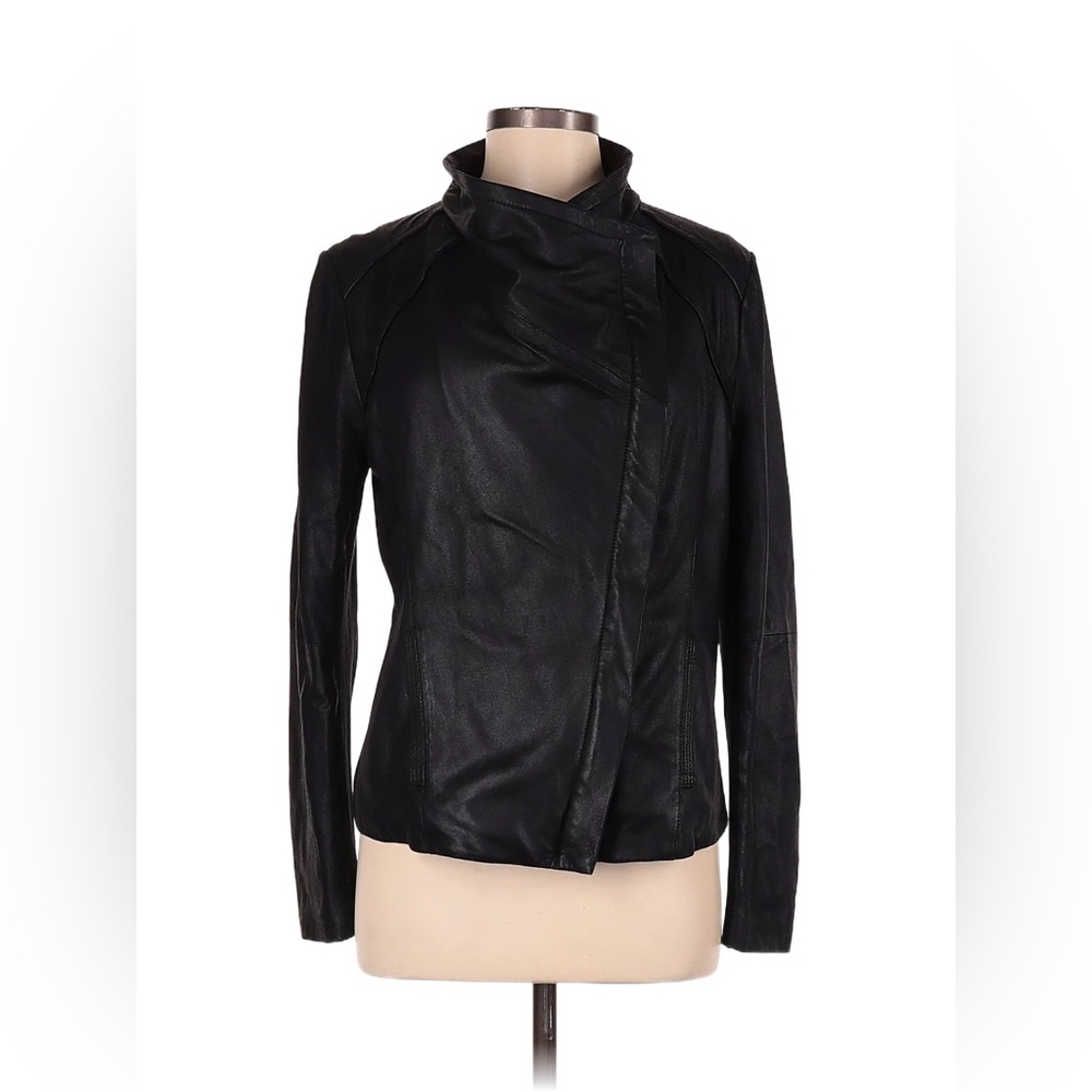 Black Soft 100% Genuine Leather Jacket - Tahari - Size Meduim